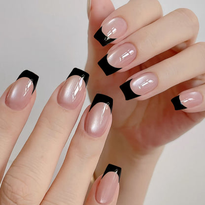 Elegante schwarzspitzen Gel-Nagelerweiterungen Brehn