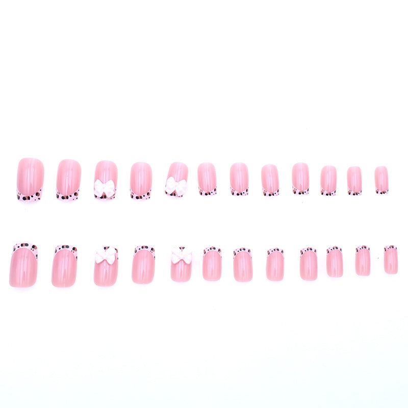 Blumenmuster-Nagelkunst Brehn