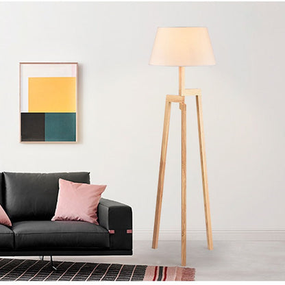 Moderne Holz-Stativ-Stehlampe