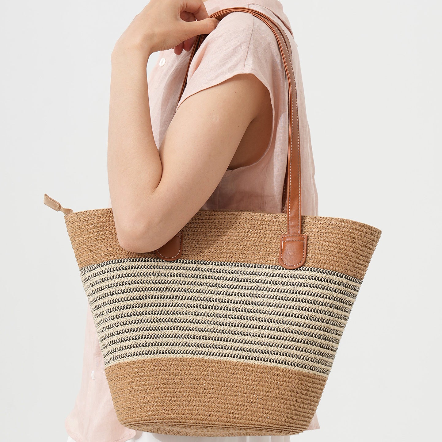 Stilvolle Strandtasche mit Dekorativem Streifenmuster Brehn