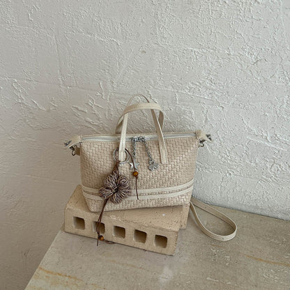 Woven Texture Handtas