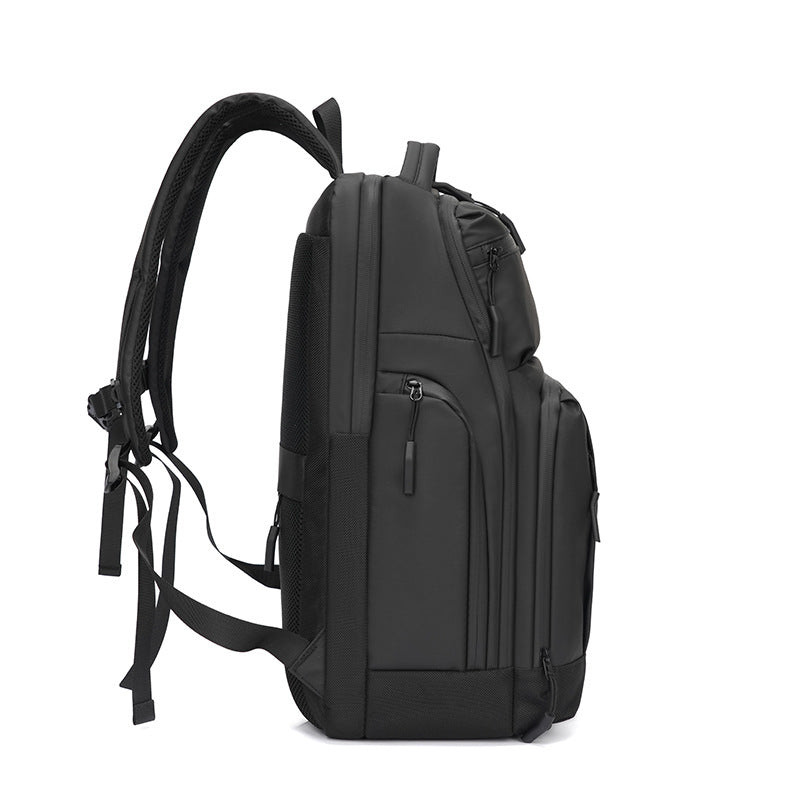 Technisch optimierter Mehrfachfach-Rucksack Brehn