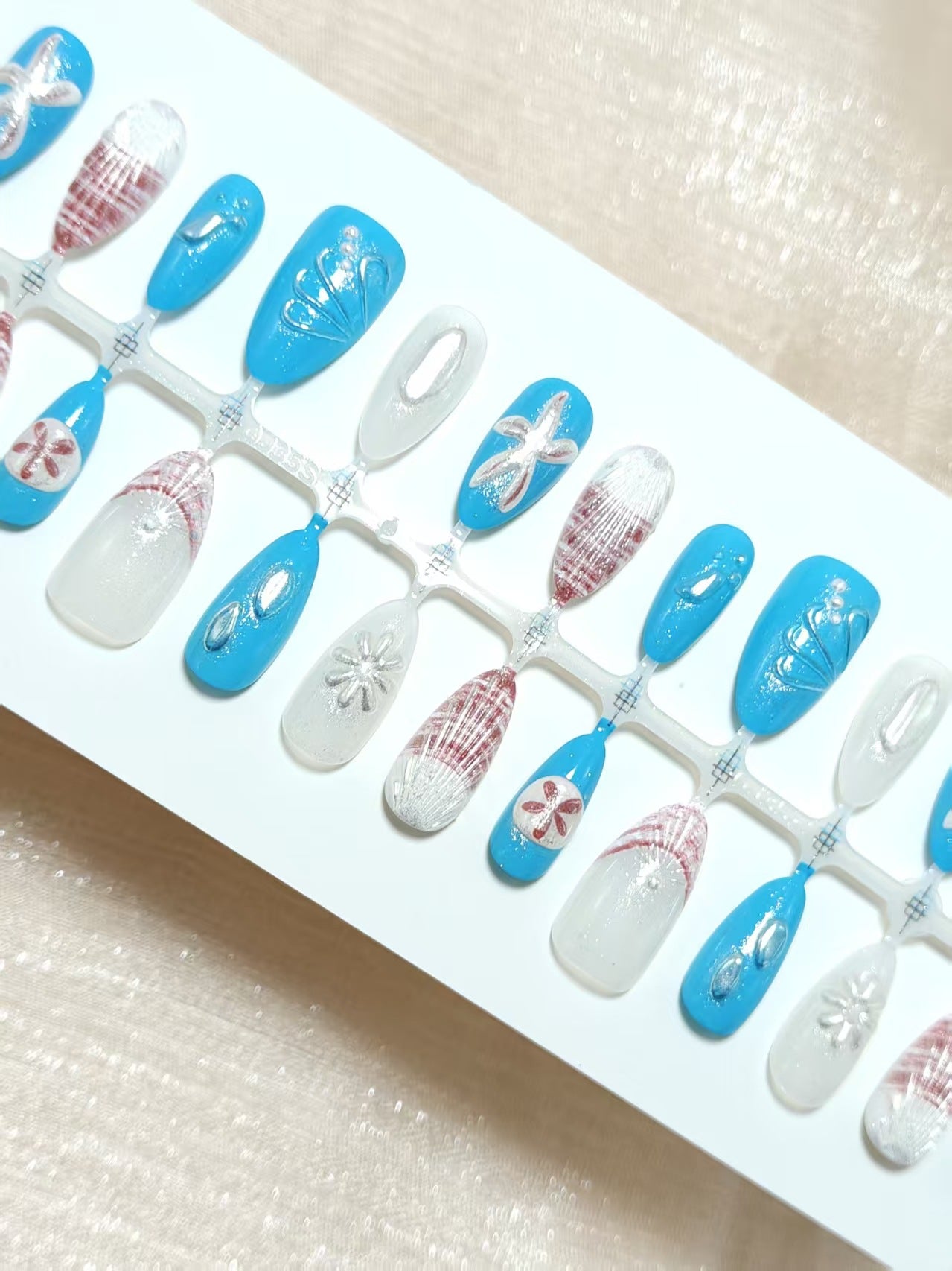 Kreative Nail Art Kunstnägel Brehn
