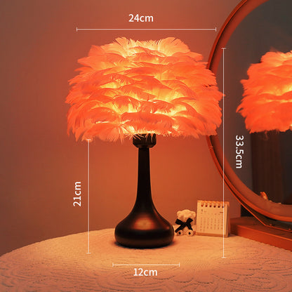 Federstil beleuchtete Tischlampe