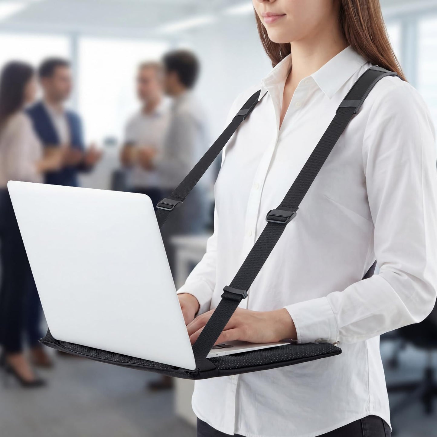 Laptop-Tragetasche Im Ergonomischen Design Brehn