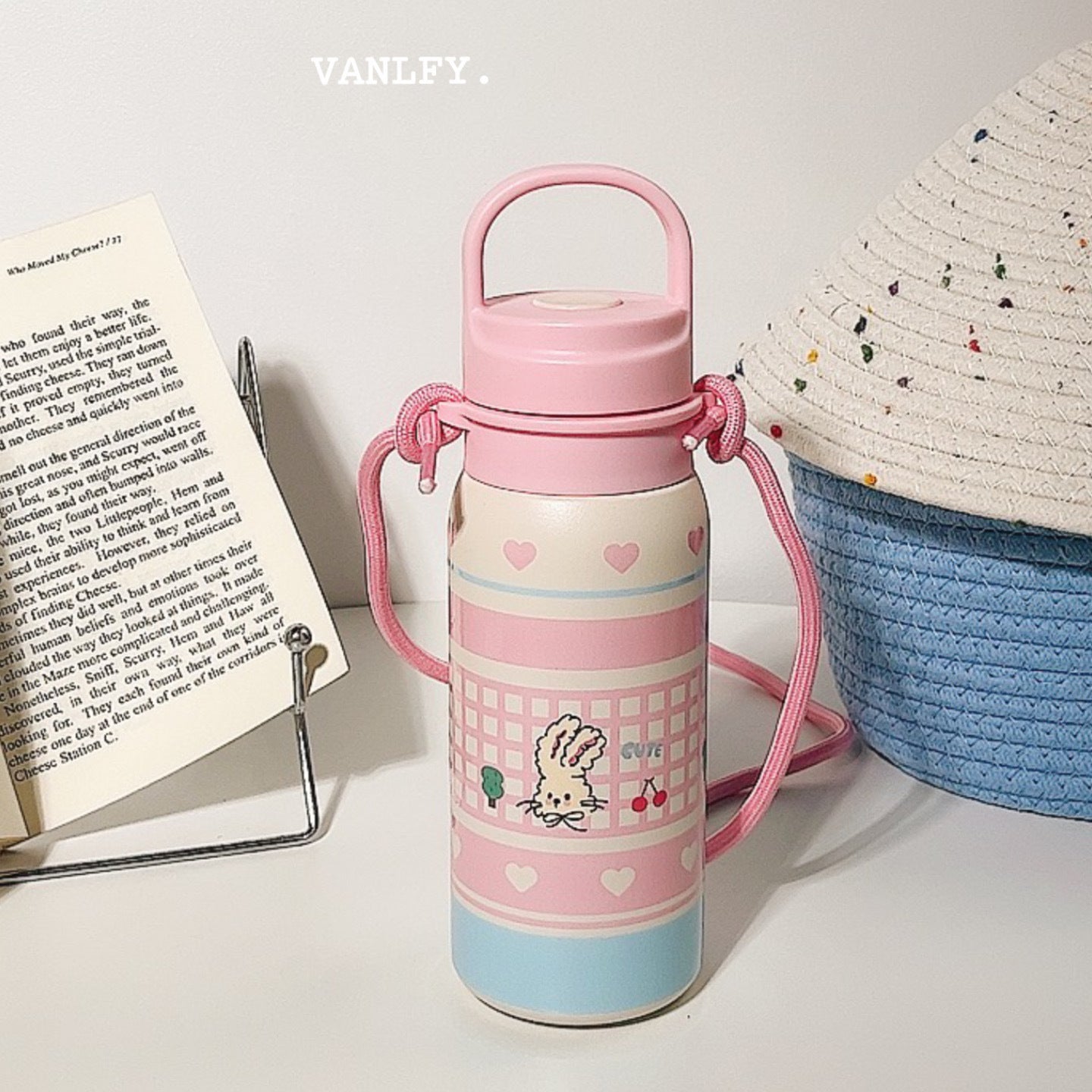 Damen Isoliertrinkflasche mit durchgehendem Tierdesign und Trageriemen Brehn
