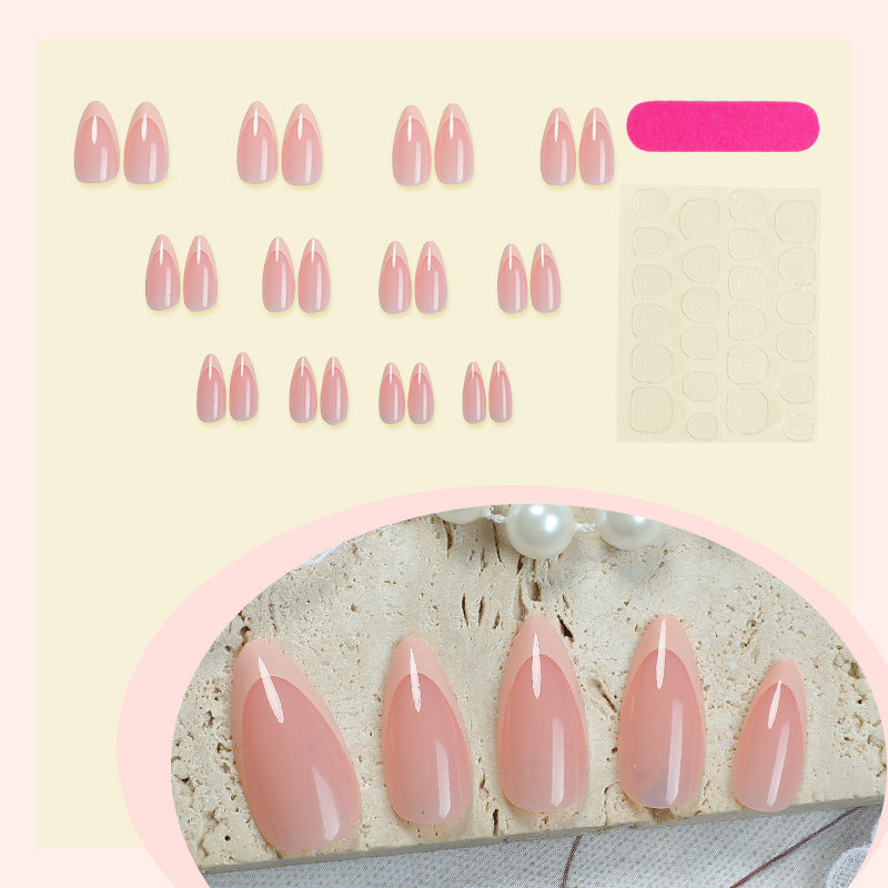 Kunstnagelset mit elegantem französischem Design Brehn