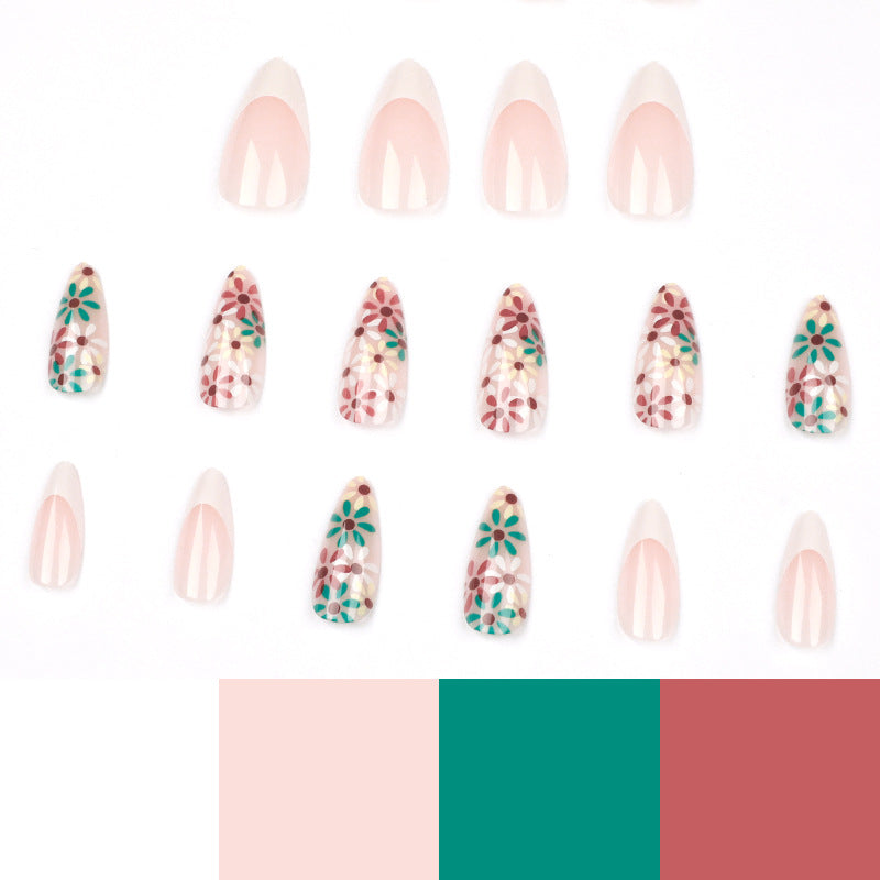 Kunstvolle Nägel mit floralem Design Brehn