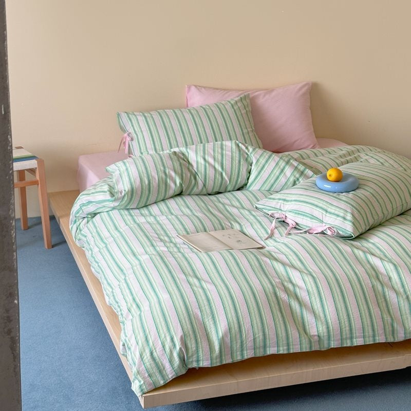 Bettwäsche-Set aus atmungsaktiver Baumwolle mit feinem Streifenmuster und Reißverschlussbezug