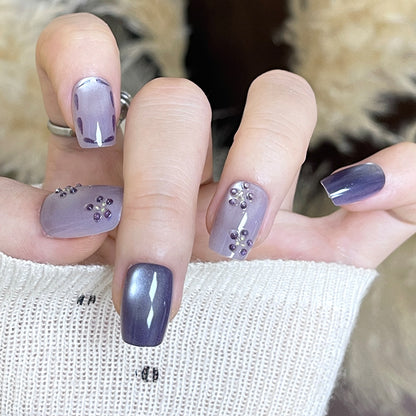 Elegante Strass-verzierte Press-On Nail Art Brehn