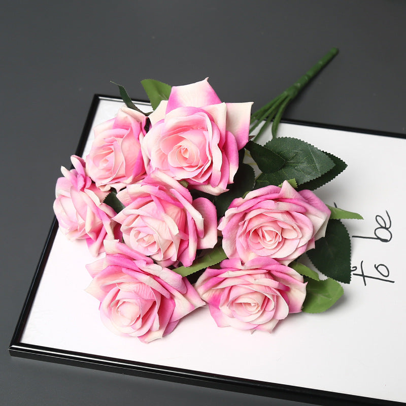 Dekorativer Kunst-Rosenstrauß für die Wohnkultur