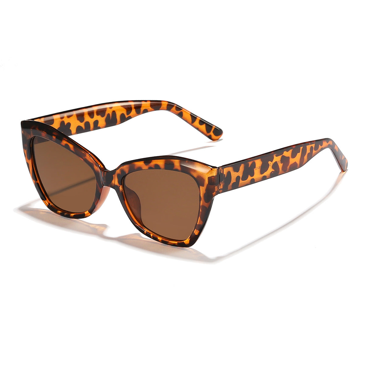 Damen Cat-Eye Sonnenbrille mit stilvollem transparentem Rahmen Brehn