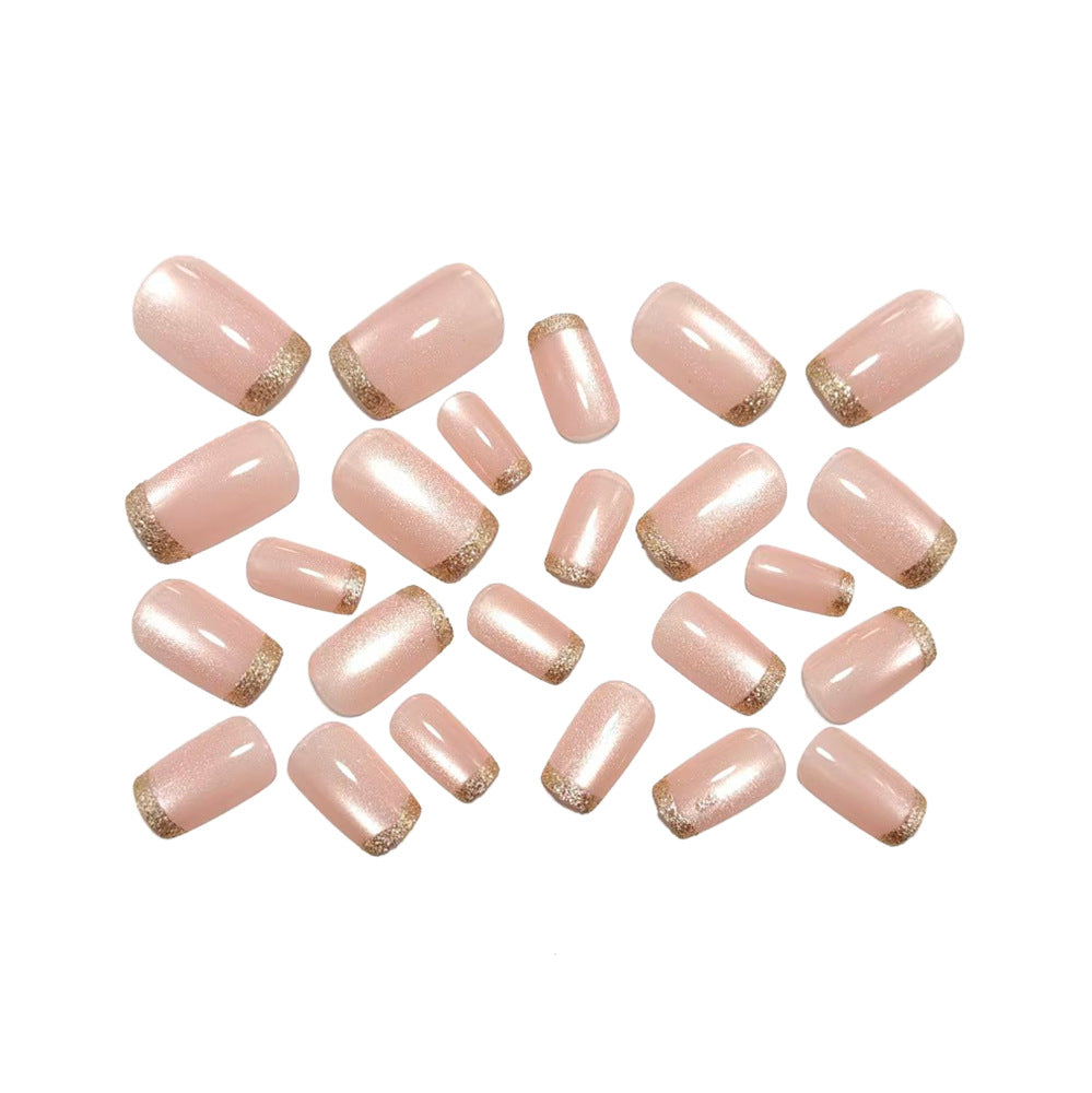Glänzende Nagelspitzen Kunstnägel Brehn