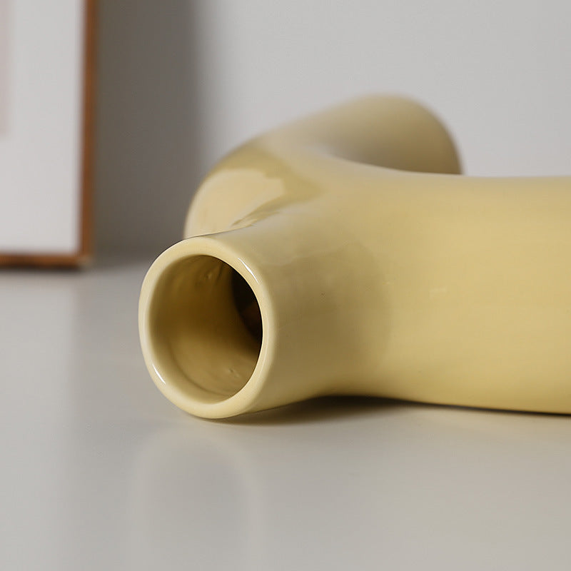 Stylische und kreative Keramikvase Brehn