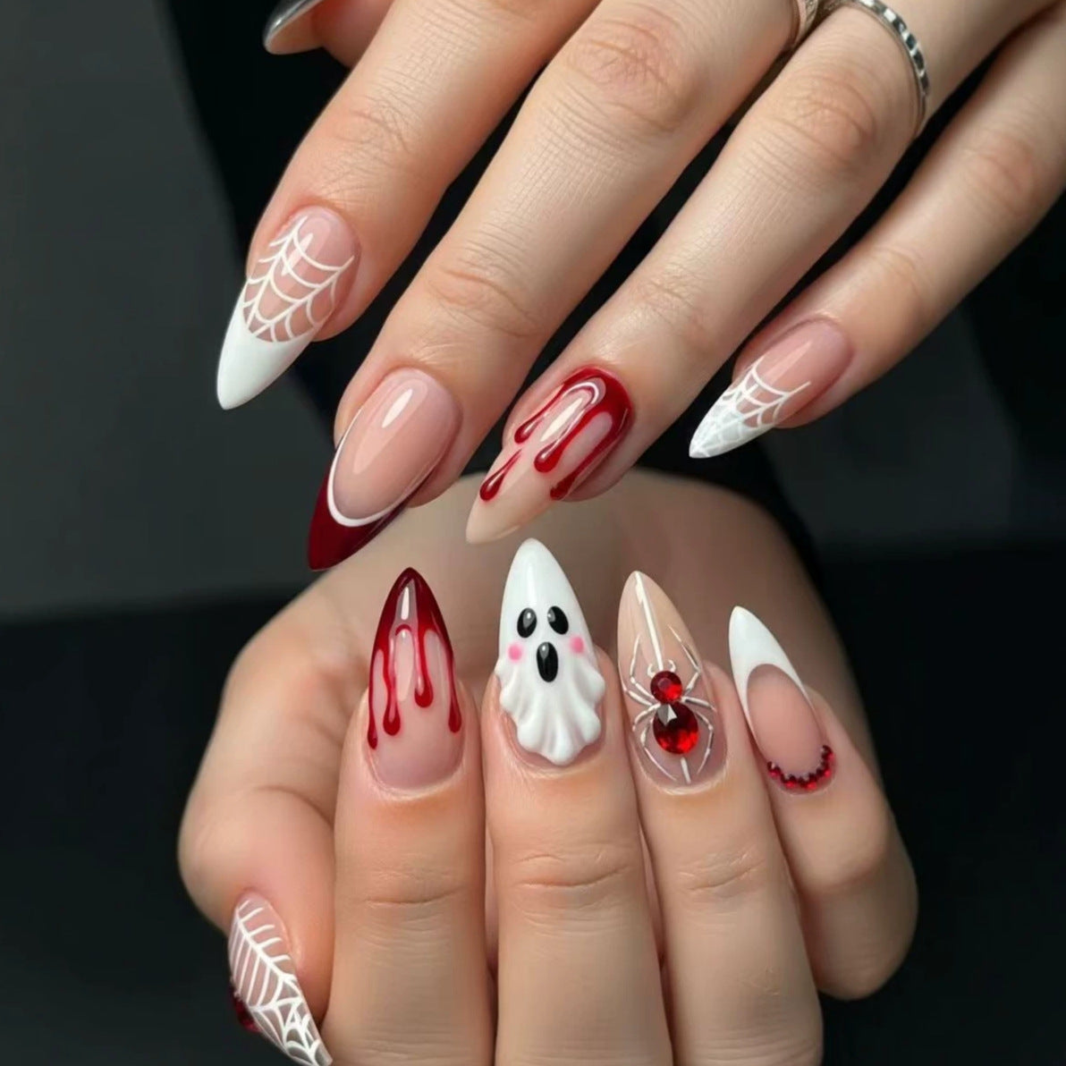 Themenbezogenes Halloween Press-On Nagelkunstset