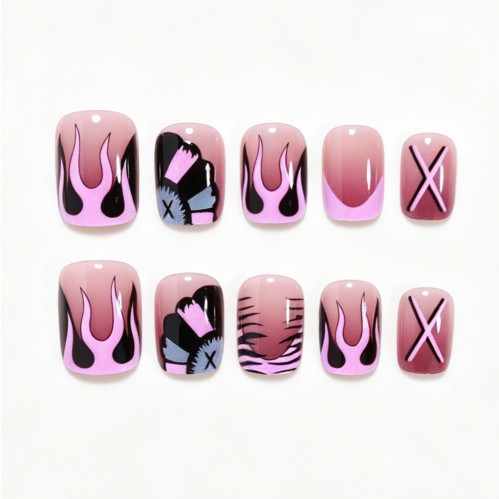 Künstlerische lange Nageldesign-Spitzen mit einzigartigen Mustern Brehn