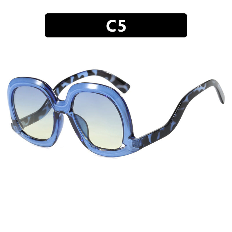 Damen oversized Sonnenbrille mit modischem Design Brehn