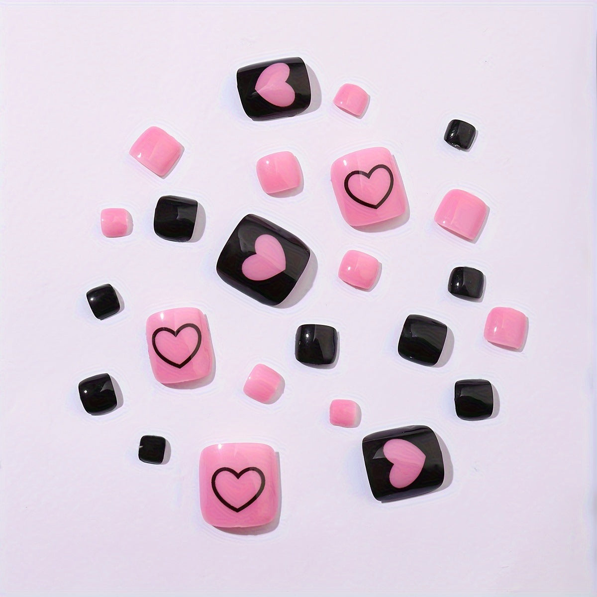 Kreatives Nagelkunst Set mit Herzmustern Brehn