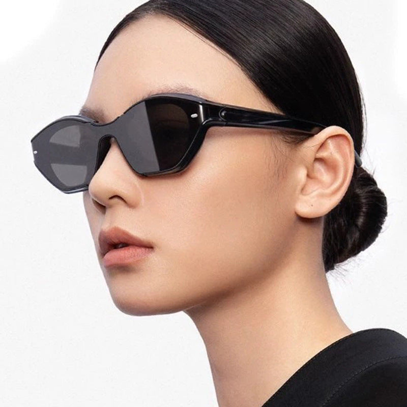 Damen modische Sonnenbrille mit zeitgemäßem Design und schützendem UV-Filter Brehn