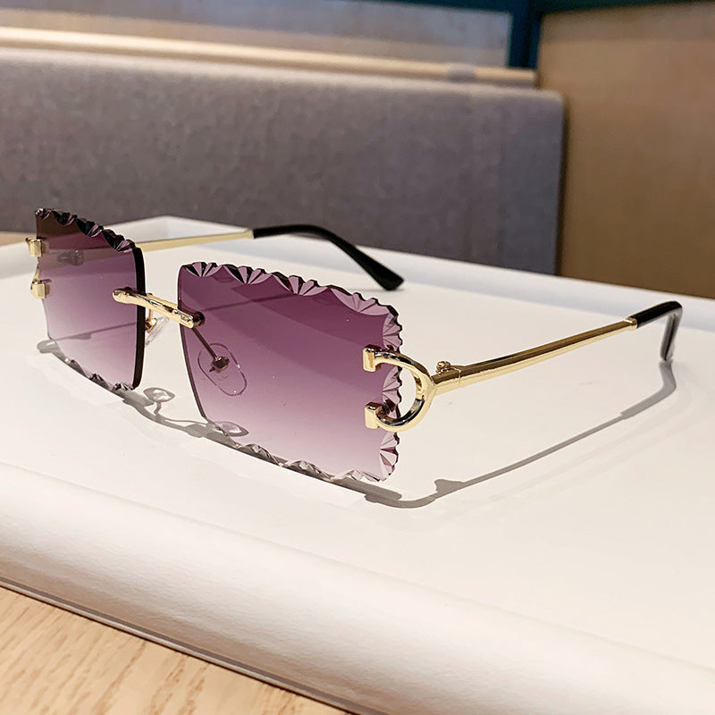 Damen modische Sonnenbrille mit verspieltem Rahmen Brehn