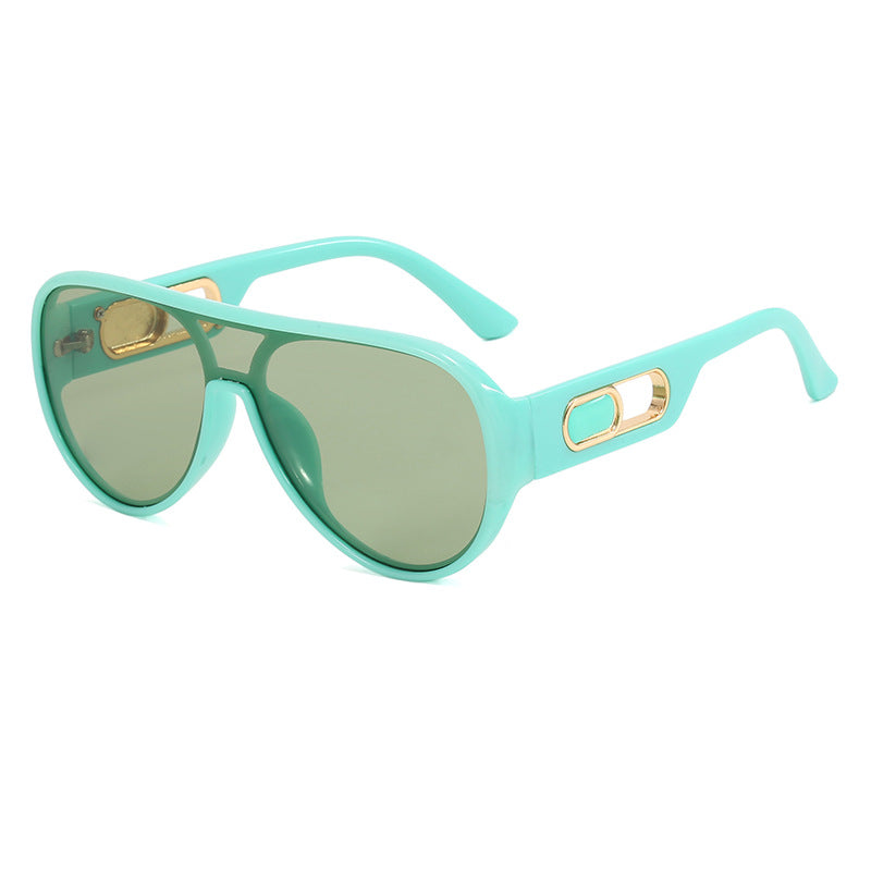 Damen Elegante Oversize-Sonnenbrille mit Designer-Details Brehn