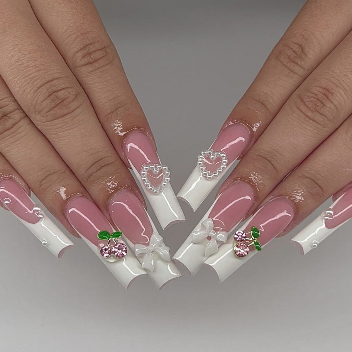 Dekorative 3D Nagelkunst Verlängerungen Brehn
