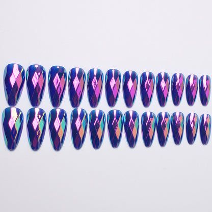 Diamantförmiges Press-On Nagelset Brehn