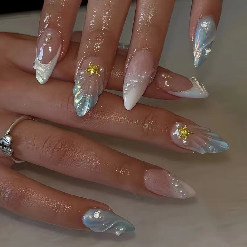 Meerjungfrau-inspirierte Presse-on-Nagelkunst Brehn