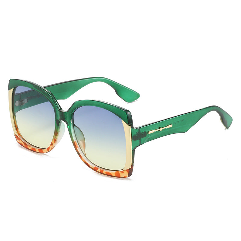 Übergroße Schildpatt-Sonnenbrille mit goldenen Akzenten Brehn