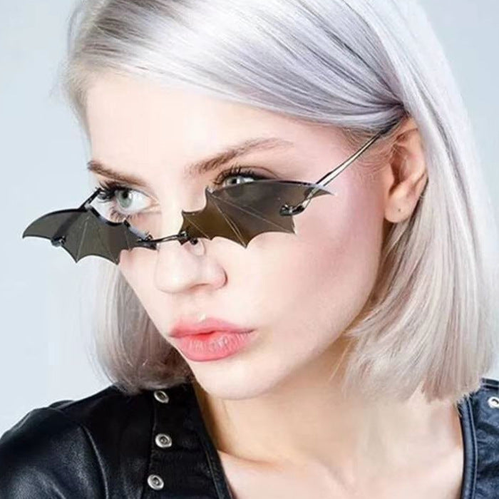 Damen Design-Sonnenbrille im außergewöhnlichen Fledermaus-Stil Brehn