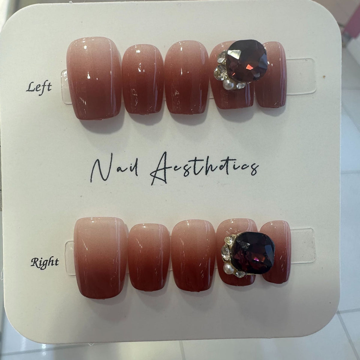 Glamorous Press-On Nail Set Brehn