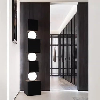 Moderne Gestapelte Geometrische Stehlampe