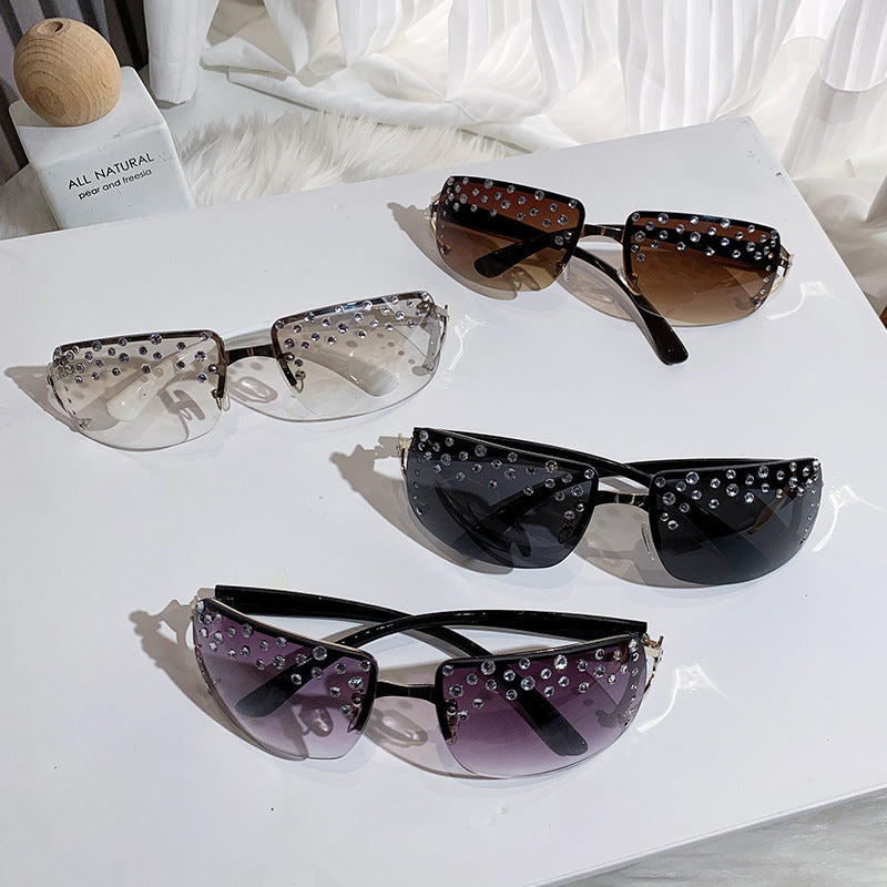 Damen Glamouröse Sonnenbrille mit Glitzerakzenten Brehn