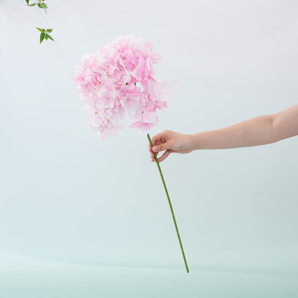 Elegante Kunstblumenarrangement