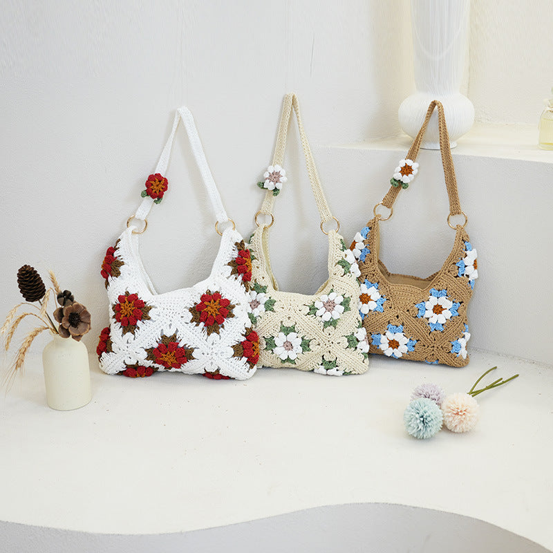 Damen Handgeknüpfte Schultertasche mit floralen Akzenten Brehn