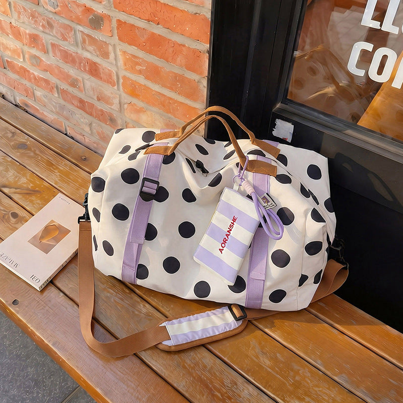 Stylische gepunktete Reisetasche Brehn