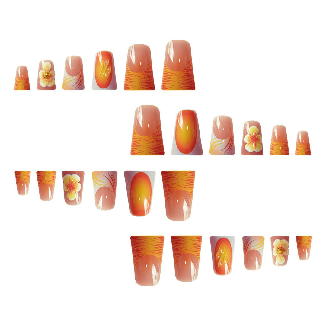 Künstlerisches Floral Press-On Nails Set Brehn