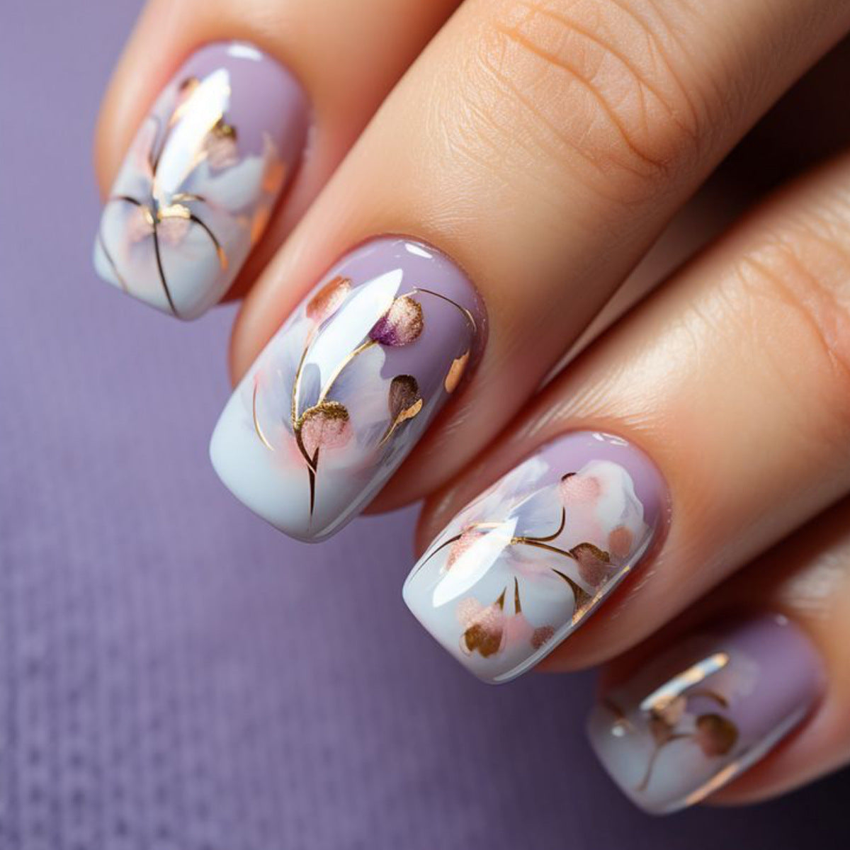 Elegante florale Gel-Nagelkunstverlängerungen Brehn
