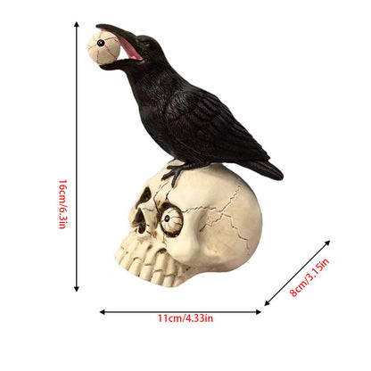 Dekofigur mit Rabe auf Totenkopf Brehn