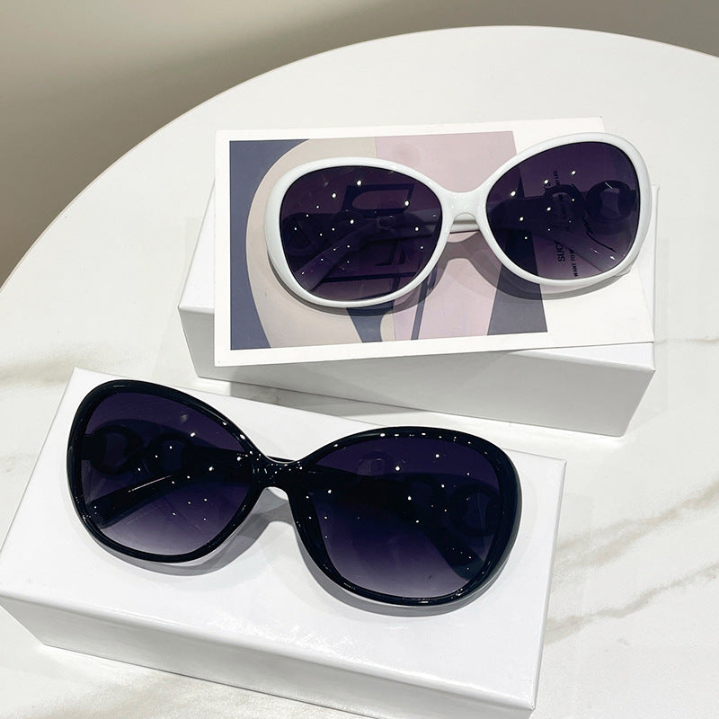 Damen Oversized Sonnenbrille mit UV-Schutz und trendigem Design Brehn
