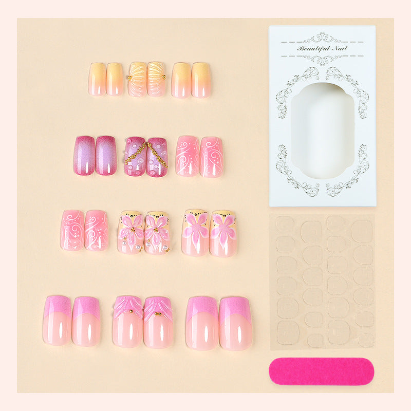 Premium Künstlerische Press-On Nagelset mit Dekorativen Floral-Elementen Brehn