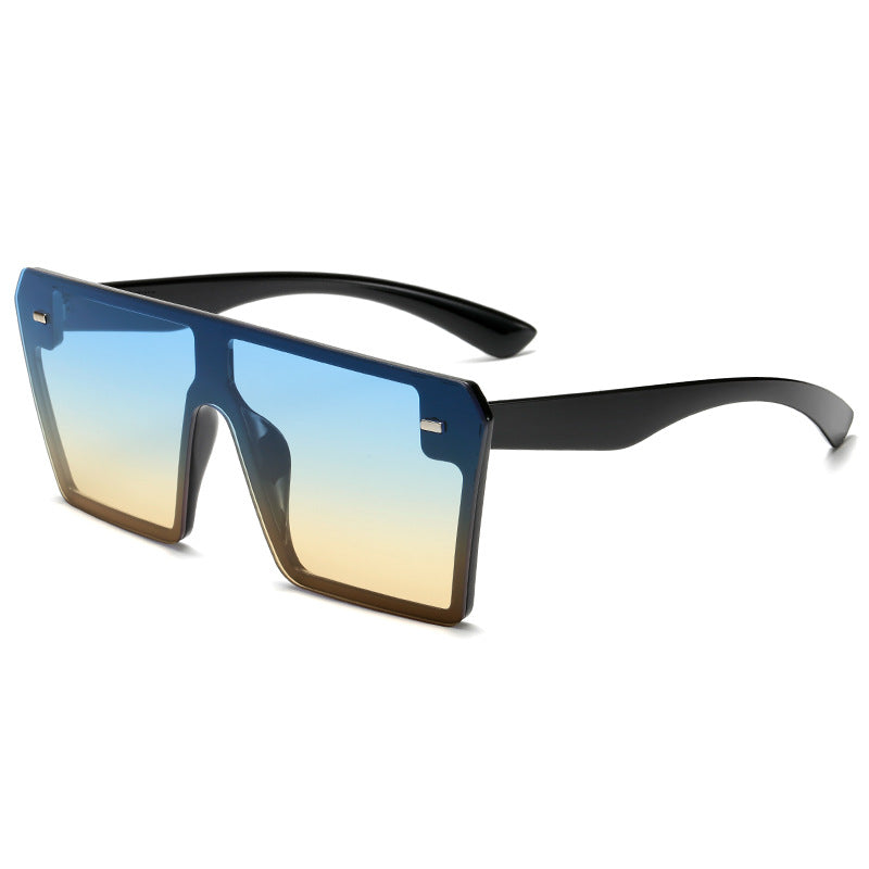 Damen Oversized Sonnenbrille im futuristischen Design Brehn