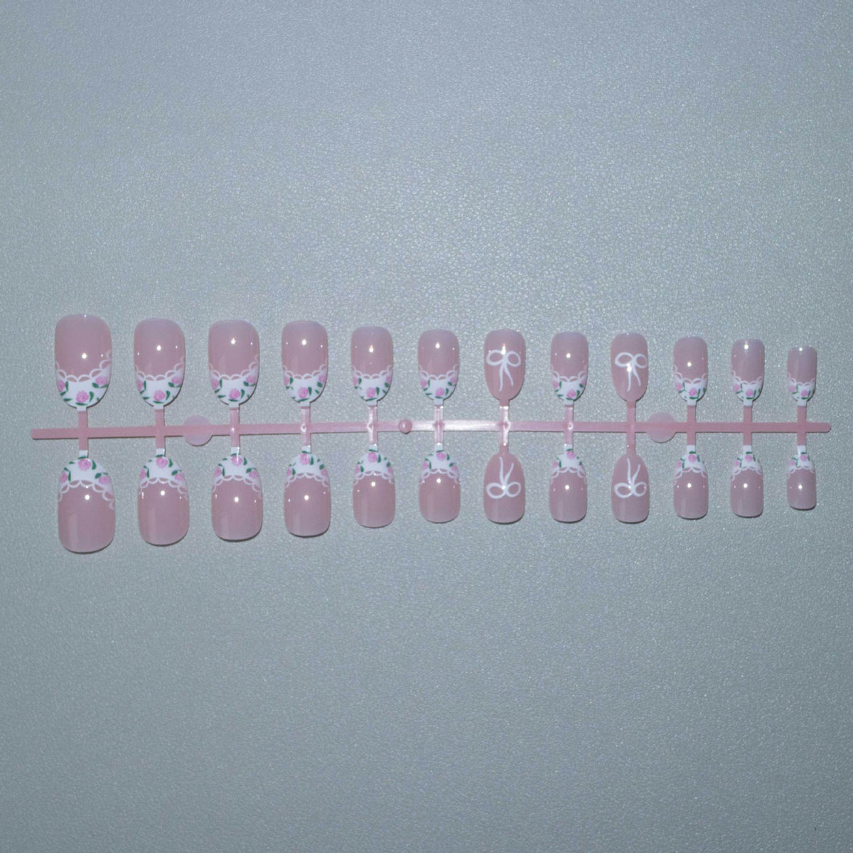 Dekoratives Nagelkunst-Design-Kit