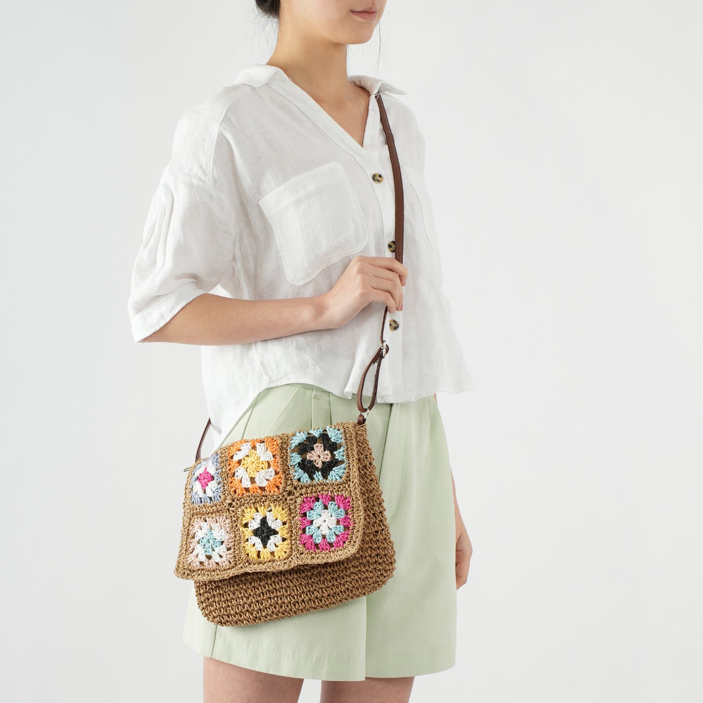 Bequeme Schultertasche mit Buntem Hexagon-Muster Brehn