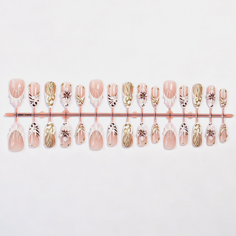 Elegante Floral-Themen Press-On Nagelkunst Brehn