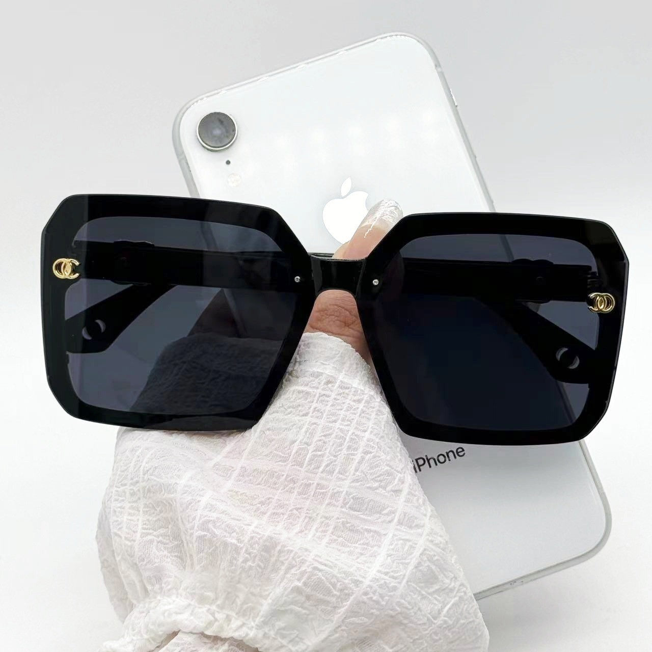 Damen Modische Sonnenbrille mit markantem eckigen Rahmen und luxuriösen Akzenten Brehn
