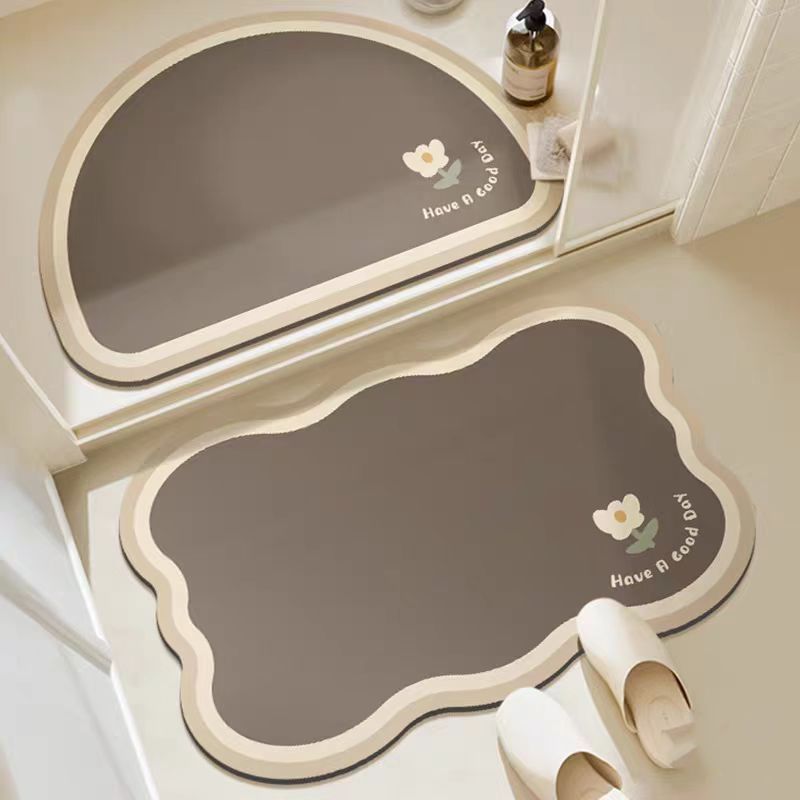 Cloud-Shaped Low-Pile Absorbent Floor Mat with Non-Slip Backing and Flower Print