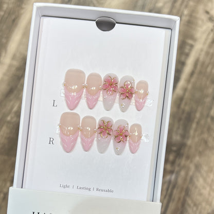 Artisan Floral-Themed Press-On Nails Set Brehn