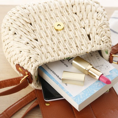 Handtasche mit Einzigartigem Geflochtenem Design und Eleganter Klappe Brehn