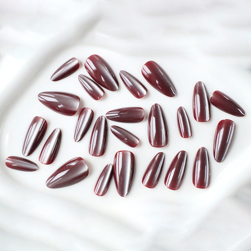 Glamouröse Gel-Nagelkunst Brehn